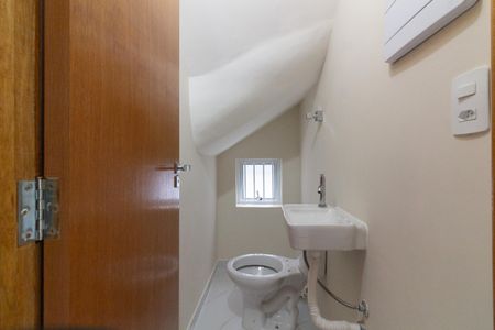 Casa à venda com 161m², 3 quartos e 2 vagas Casa à venda com 161m², 3 quartos e 2 vagasLavabo