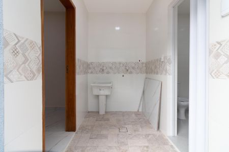 Casa à venda com 161m², 3 quartos e 2 vagas Casa à venda com 161m², 3 quartos e 2 vagasÁrea de Serviço