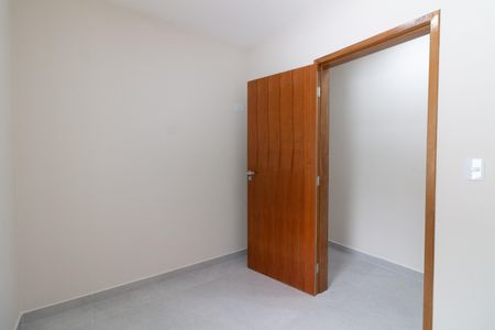 Casa à venda com 161m², 3 quartos e 2 vagas Casa à venda com 161m², 3 quartos e 2 vagasQuarto 2