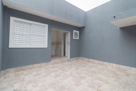 Casa à venda com 161m², 3 quartos e 2 vagas Casa à venda com 161m², 3 quartos e 2 vagasÁrea de Serviço