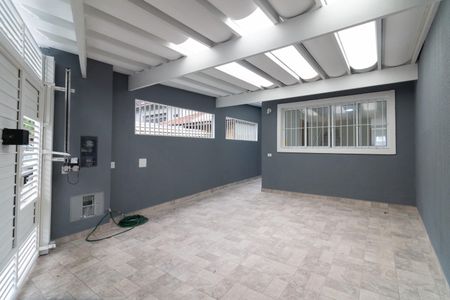 Casa à venda com 161m², 3 quartos e 2 vagas Casa à venda com 161m², 3 quartos e 2 vagasGaragem