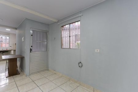 Sala de casa para alugar com 2 quartos, 45m² em Jardim Vista Alegre, São Paulo