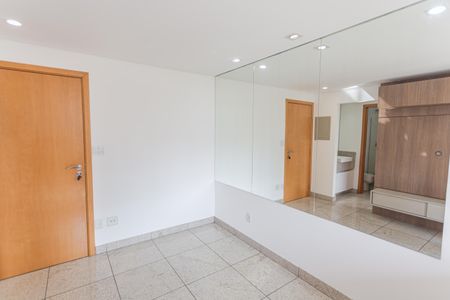 Sala de apartamento para alugar com 1 quarto, 40m² em Savassi, Belo Horizonte