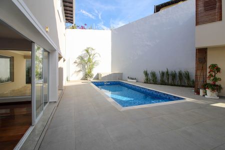 Casa para alugar com 500m², 5 quartos e 4 vagasPiscina 