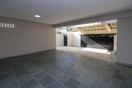 Casa para alugar com 500m², 5 quartos e 4 vagasGaragem 