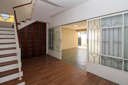 Casa para alugar com 500m², 5 quartos e 4 vagasGaragem 