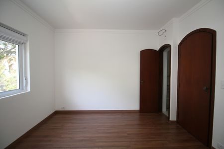 Casa à venda com 500m², 5 quartos e 4 vagasSuite 4