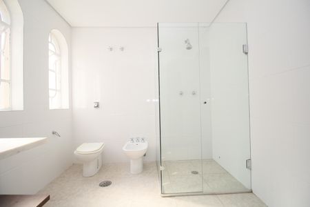 Casa à venda com 500m², 5 quartos e 4 vagasBanheiro da Suíte 3