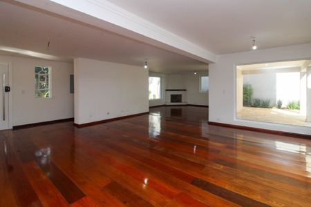Sala  de casa para alugar com 5 quartos, 500m² em Vila Inah, São Paulo