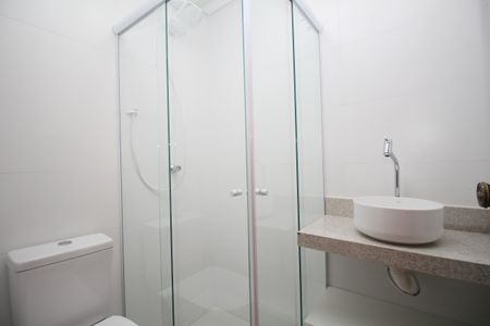 Casa à venda com 500m², 5 quartos e 4 vagasBanheiro da Suíte 2