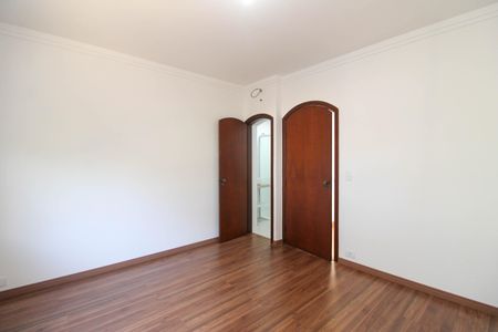 Casa para alugar com 500m², 5 quartos e 4 vagasSuíte 4