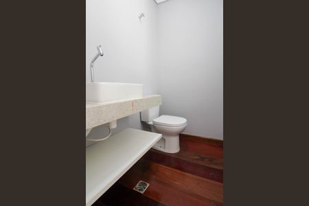 Casa para alugar com 500m², 5 quartos e 4 vagasLavabo 2