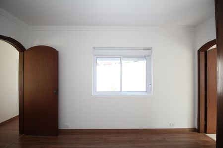 Casa à venda com 500m², 5 quartos e 4 vagasSuite 3