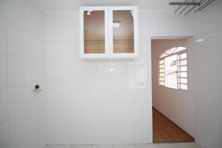 Casa à venda com 500m², 5 quartos e 4 vagasCasa do caseiro - Cozinha
