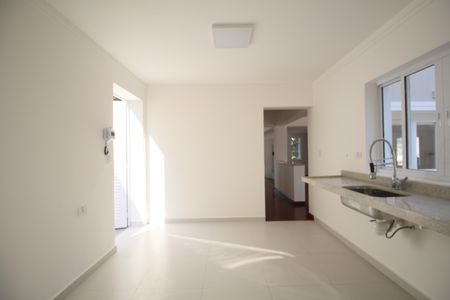 Casa à venda com 500m², 5 quartos e 4 vagasCozinha