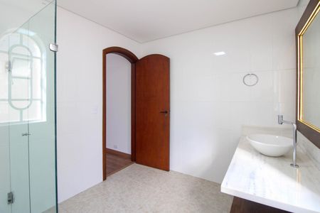 Casa para alugar com 500m², 5 quartos e 4 vagasBanheiro Suíte 3