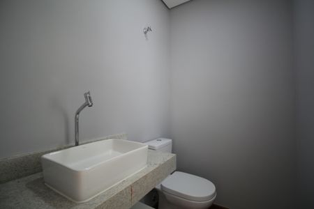 Casa à venda com 500m², 5 quartos e 4 vagasLavabo