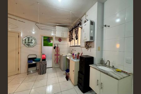 Apartamento para alugar com 250m², 3 quartos e 1 vagaÁrea de serviço