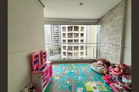 Varanda de apartamento para alugar com 2 quartos, 67m² em Itaim Bibi, São Paulo