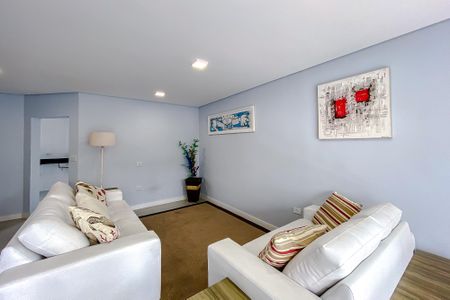 Apartamento à venda com 205m², 3 quartos e 2 vagas Apartamento à venda com 205m², 3 quartos e 2 vagasSala