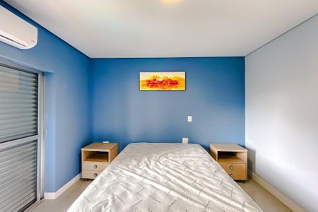 Apartamento à venda com 205m², 3 quartos e 2 vagas Apartamento à venda com 205m², 3 quartos e 2 vagasQuarto 3 - Suíte