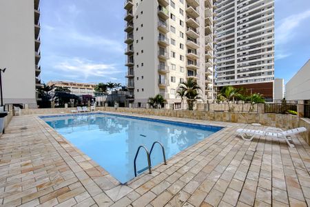 Apartamento à venda com 205m², 3 quartos e 2 vagasÁrea comum - Piscina
