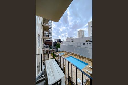 Apartamento à venda com 205m², 3 quartos e 2 vagas Apartamento à venda com 205m², 3 quartos e 2 vagasVaranda da Suíte
