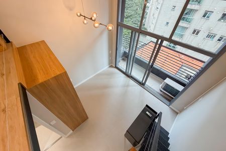 Studio para alugar com 34m², 1 quarto e sem vagaEscada - Mezanino