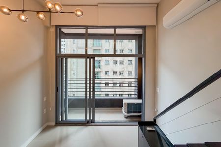 Sala - Varanda de kitnet/studio para alugar com 1 quarto, 34m² em Vila Mariana, São Paulo