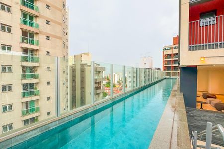 Studio para alugar com 34m², 1 quarto e sem vagaPiscina
