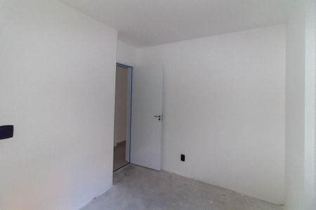 Apartamento à venda com 71m², 2 quartos e 1 vagaQuarto 2