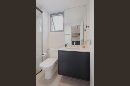 Banheiro de apartamento para alugar com 1 quarto, 26m² em Pompeia, São Paulo