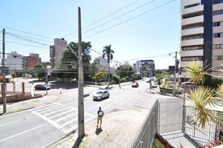 Vista da Sala de apartamento para alugar com 3 quartos, 147m² em Alto da Xv, Curitiba
