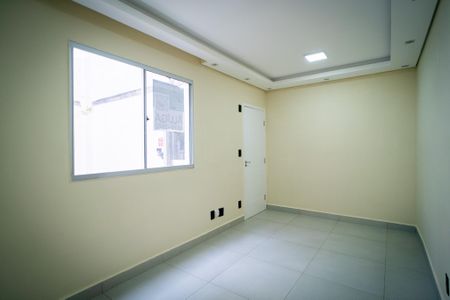 Apartamento para alugar com 45m², 2 quartos e 1 vagaSala