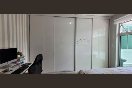 Casa para alugar com 201m², 4 quartos e 4 vagasSuite 2