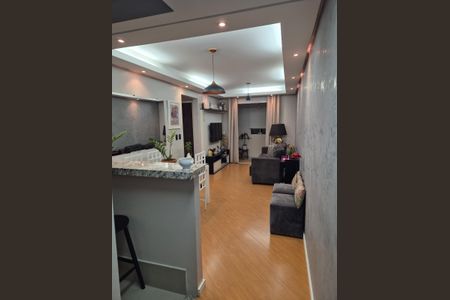 Sala de apartamento à venda com 2 quartos, 54m² em Vila Guilhermina, São Paulo