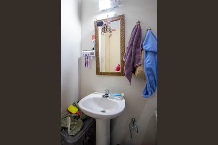 Apartamento à venda com 119m², 3 quartos e 2 vagasBanheiro 