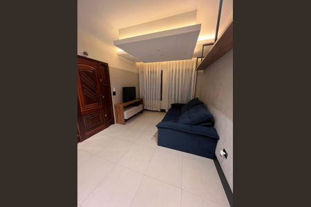 Casa à venda com 3 quartos, 162m² em Vila Salete, São Paulo