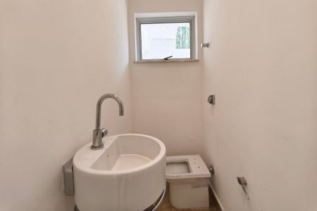 Casa para alugar com 252m², 3 quartos e 4 vagasLavabo