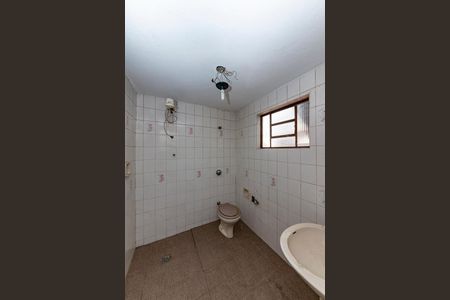 Casa à venda com 518m², 5 quartos e 6 vagas Casa à venda com 518m², 5 quartos e 6 vagasBanheiro Social 3