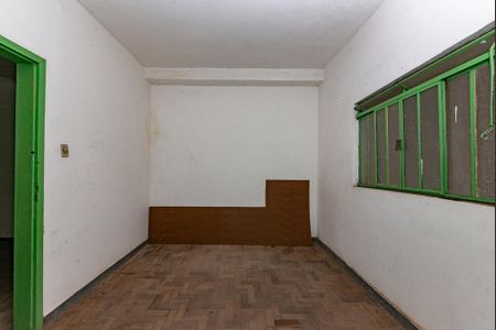 Casa à venda com 518m², 5 quartos e 6 vagas Casa à venda com 518m², 5 quartos e 6 vagasQuarto 4
