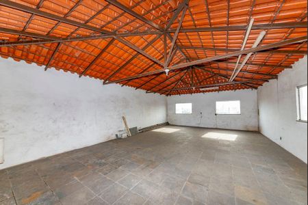 Casa à venda com 518m², 5 quartos e 6 vagas Casa à venda com 518m², 5 quartos e 6 vagasSala 8