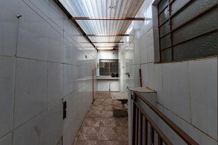 Casa à venda com 518m², 5 quartos e 6 vagas Casa à venda com 518m², 5 quartos e 6 vagasÁrea de Serviço