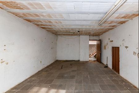 Casa à venda com 518m², 5 quartos e 6 vagas Casa à venda com 518m², 5 quartos e 6 vagasSala 7
