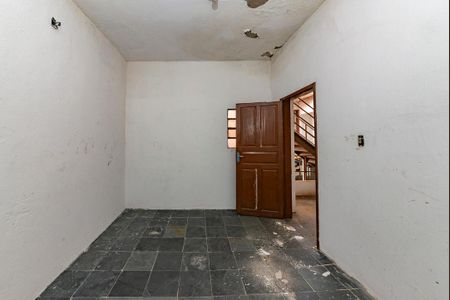Casa à venda com 518m², 5 quartos e 6 vagas Casa à venda com 518m², 5 quartos e 6 vagasSala 5