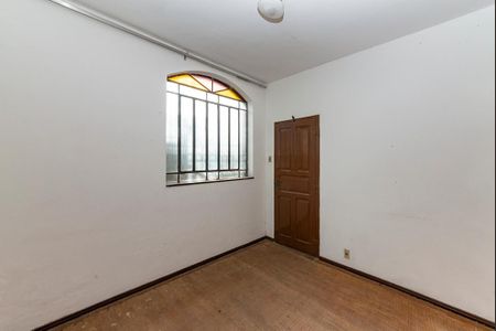 Casa à venda com 518m², 5 quartos e 6 vagas Casa à venda com 518m², 5 quartos e 6 vagasQuarto 1