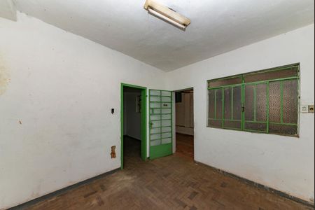 Casa à venda com 518m², 5 quartos e 6 vagas Casa à venda com 518m², 5 quartos e 6 vagasSala 3