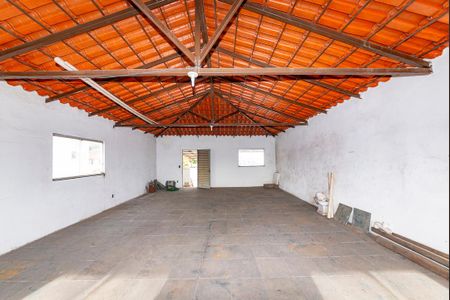 Casa à venda com 518m², 5 quartos e 6 vagas Casa à venda com 518m², 5 quartos e 6 vagasSala 8