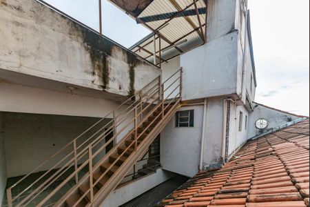 Casa à venda com 518m², 5 quartos e 6 vagas Casa à venda com 518m², 5 quartos e 6 vagasÁrea externa