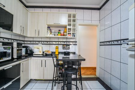 Apartamento à venda com 190m², 3 quartos e 2 vagas Apartamento à venda com 190m², 3 quartos e 2 vagasCozinha